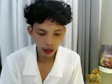 Chaturbate Nude Webcam of itzme_curlyalvin