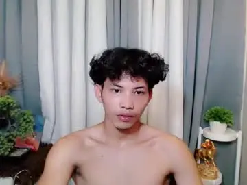 Chaturbate Sex Cam of itzme_curlyalvin