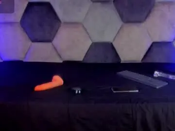 Chaturbate Best live sex cam show of latrellx7