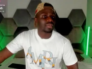 Chaturbate Sex Cam of latrellx7