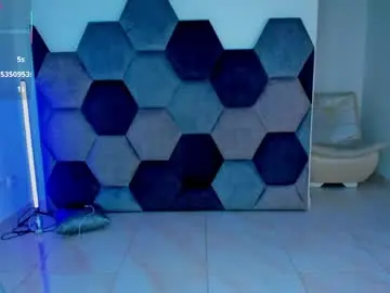 Chaturbate Live Porn of latrellx7