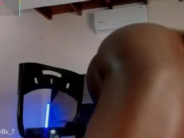 Chaturbate Live Sex of latrellx7