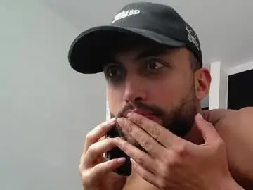 Chaturbate Live Porn of claybrown_