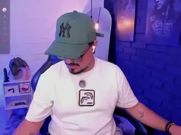 Chaturbate Live Porn of daviidevans