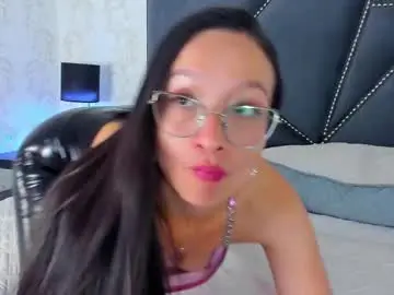 Chaturbate Nude Webcam of iris_bells