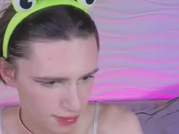 Chaturbate Nude Webcam of kira_long