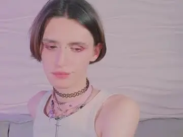 Chaturbate Sex Cam of kira_long