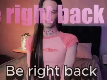 Chaturbate Live Porn of kira_long