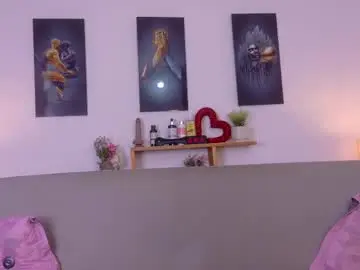 Chaturbate Best live sex cam show of lia_valmont_18