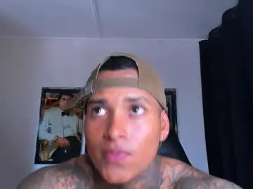 Chaturbate Watch Live Sex Cams of tyler_bell_