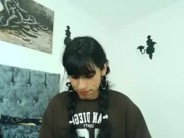 Chaturbate Sex Cam of bella_poisonous