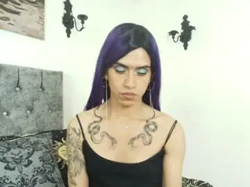 Chaturbate Live Porn of bella_poisonous