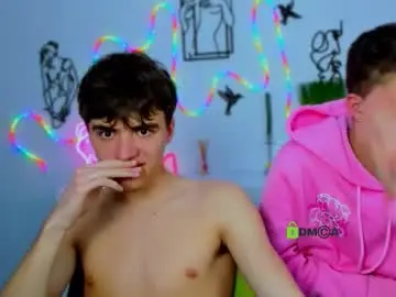 Chaturbate Live Sex of emil_lucky