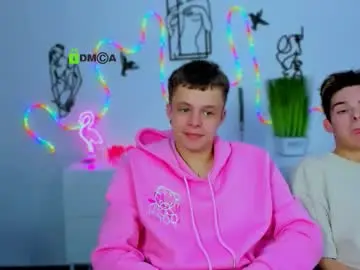 Chaturbate Live Sex of emil_lucky