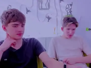 Chaturbate Sex Cam of emil_lucky