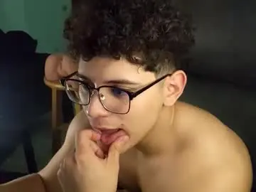 Chaturbate Free Porn Cam of lilhotnando