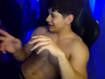 Chaturbate Adult Video Chat of lilhotnando