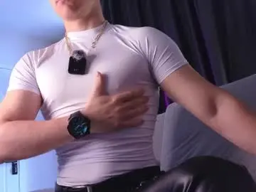 Chaturbate Free Live Porn of night_wwwolf