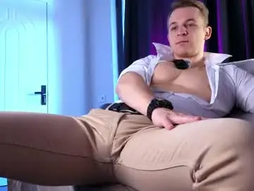 Chaturbate Nude Webcam of night_wwwolf