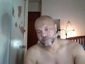 Chaturbate Sex Cam of redbone441