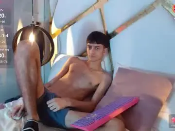 Chaturbate Live Sex Cam of smithfoxx