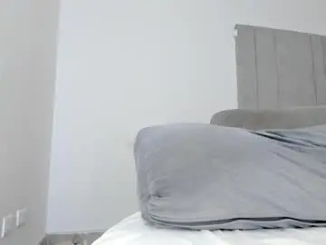 Chaturbate Live Sex Cam of tamy_leen