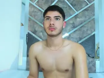 Chaturbate Free Porn Cam of apolo_grayy