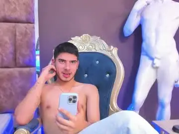 Chaturbate Sex Cam of apolo_grayy