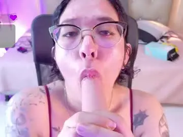 Chaturbate Free Porn Cam of chloerossee