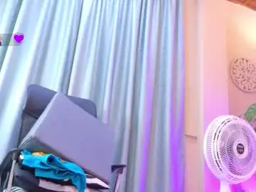 Chaturbate Adult Video Chat of chloerossee