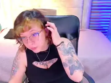 Chaturbate Watch Live Sex Cams of chloerossee
