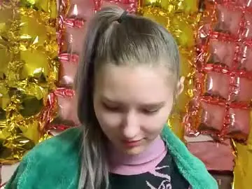 Chaturbate Nude Webcam of _kikiclark_