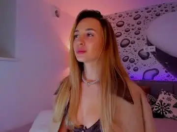 Chaturbate Live Sex Cam of alexawilds