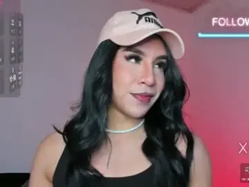 Chaturbate Sex Chat of alonehazel