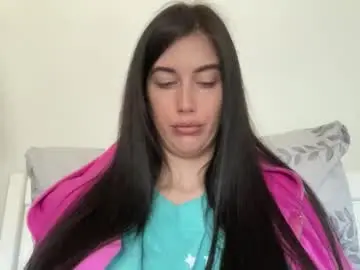 Chaturbate Live Sex Cam of cute_kriss94