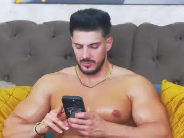 Chaturbate Live Sex Cam of dustinkeent
