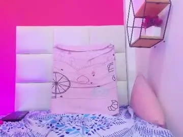 Chaturbate Free Porn Cam of katecurvy_hot69