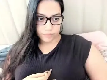 Chaturbate Best live sex cam show of laracamille