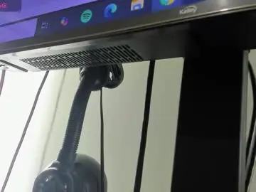 Chaturbate Free Live Porn of aiden_cash7