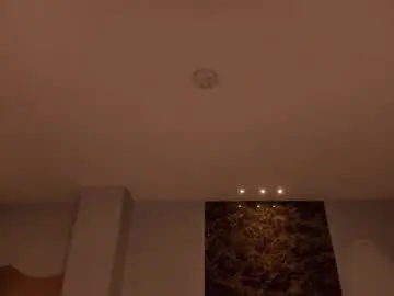 Chaturbate Live Sex Cam of christineford1