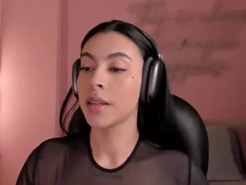 Chaturbate Live Sex Cam of christineford1