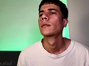 Chaturbate Nude Webcam of derek_stud_