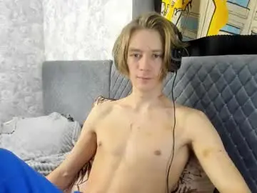 Chaturbate Live Sex Cam of milkiwy