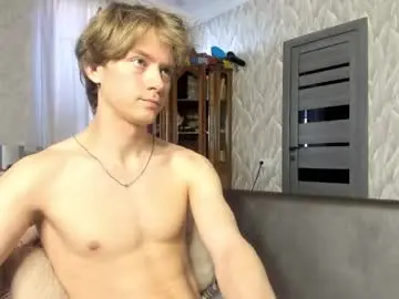 Chaturbate Adult Video Chat of milkiwy