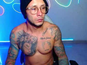 Chaturbate Live Porn of sebastian_025