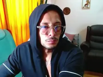 Chaturbate Free Live Porn of sebastian_025