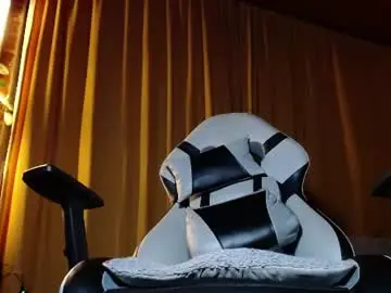 Chaturbate Watch Live Sex Cams of sebastian_025