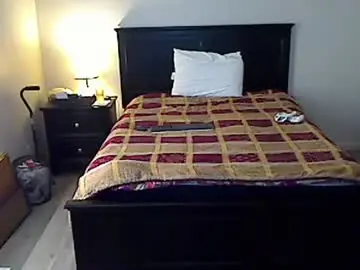 Chaturbate Free Live Porn of hammerthatthang73