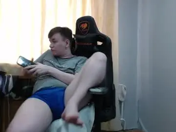 Chaturbate Live Sex Cam of iliaskrisloveee