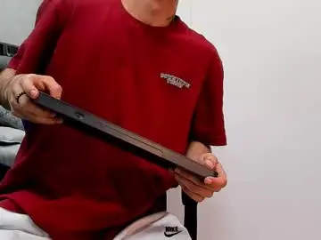 Chaturbate Watch Live Sex Cams of roan_birkin